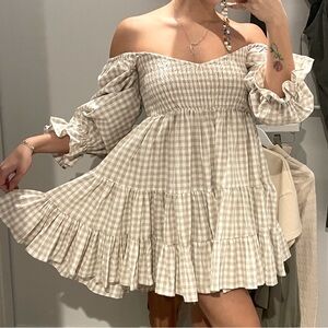 Stile Boutique plaid dress worn once great condition size small